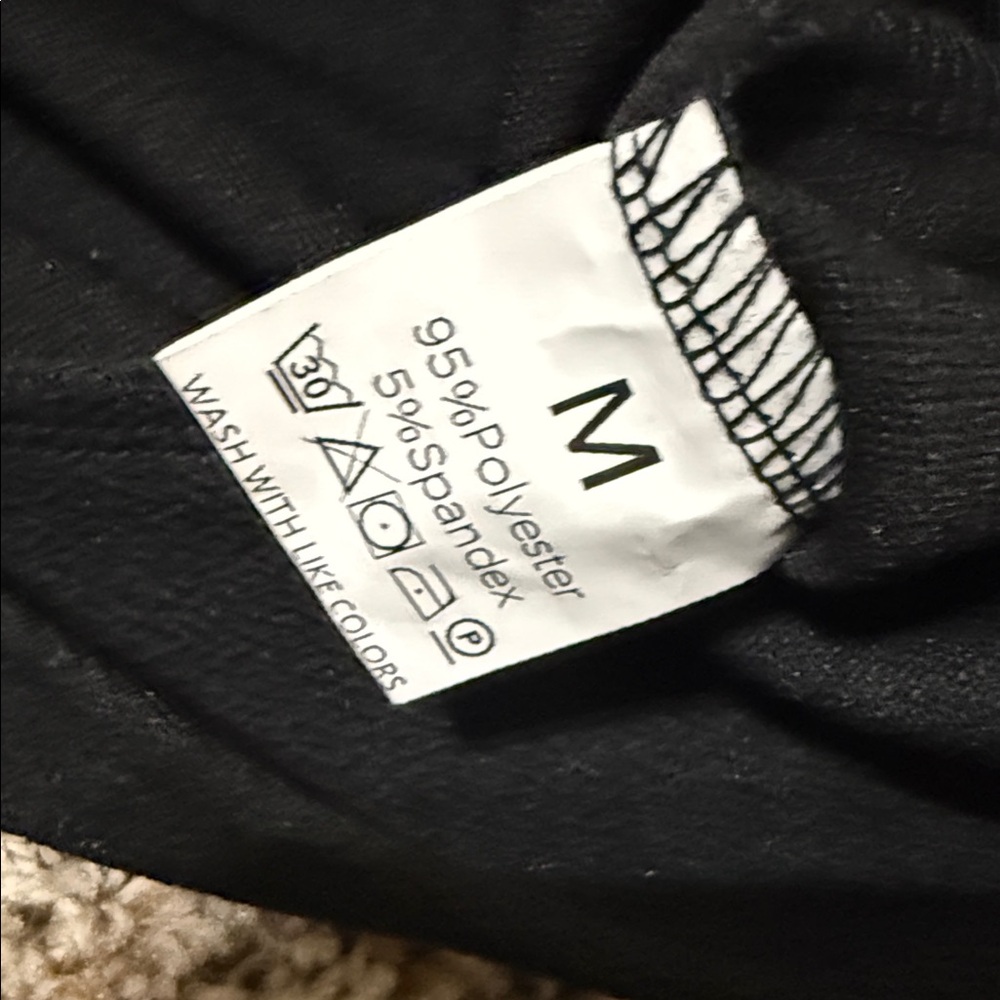 Cropped Black Zip Up Jacket - Picture 4 of 7